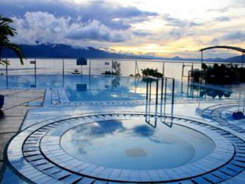 Danau Toba International Cottage Parapat Exterior foto