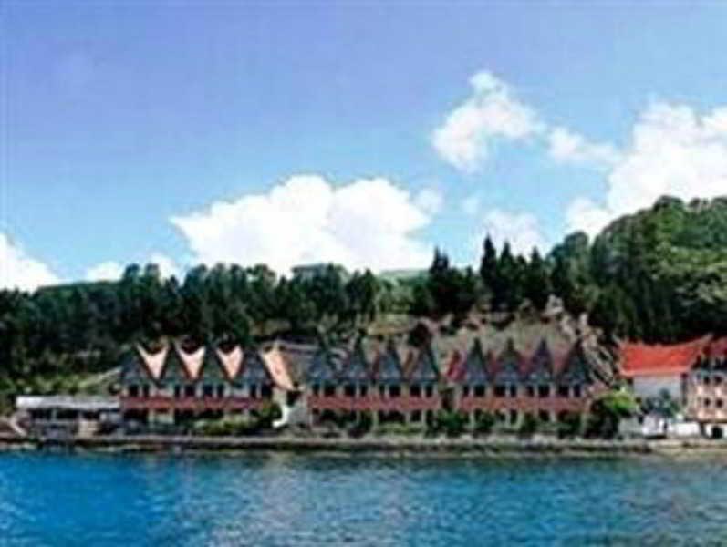 Danau Toba International Cottage Parapat Exterior foto